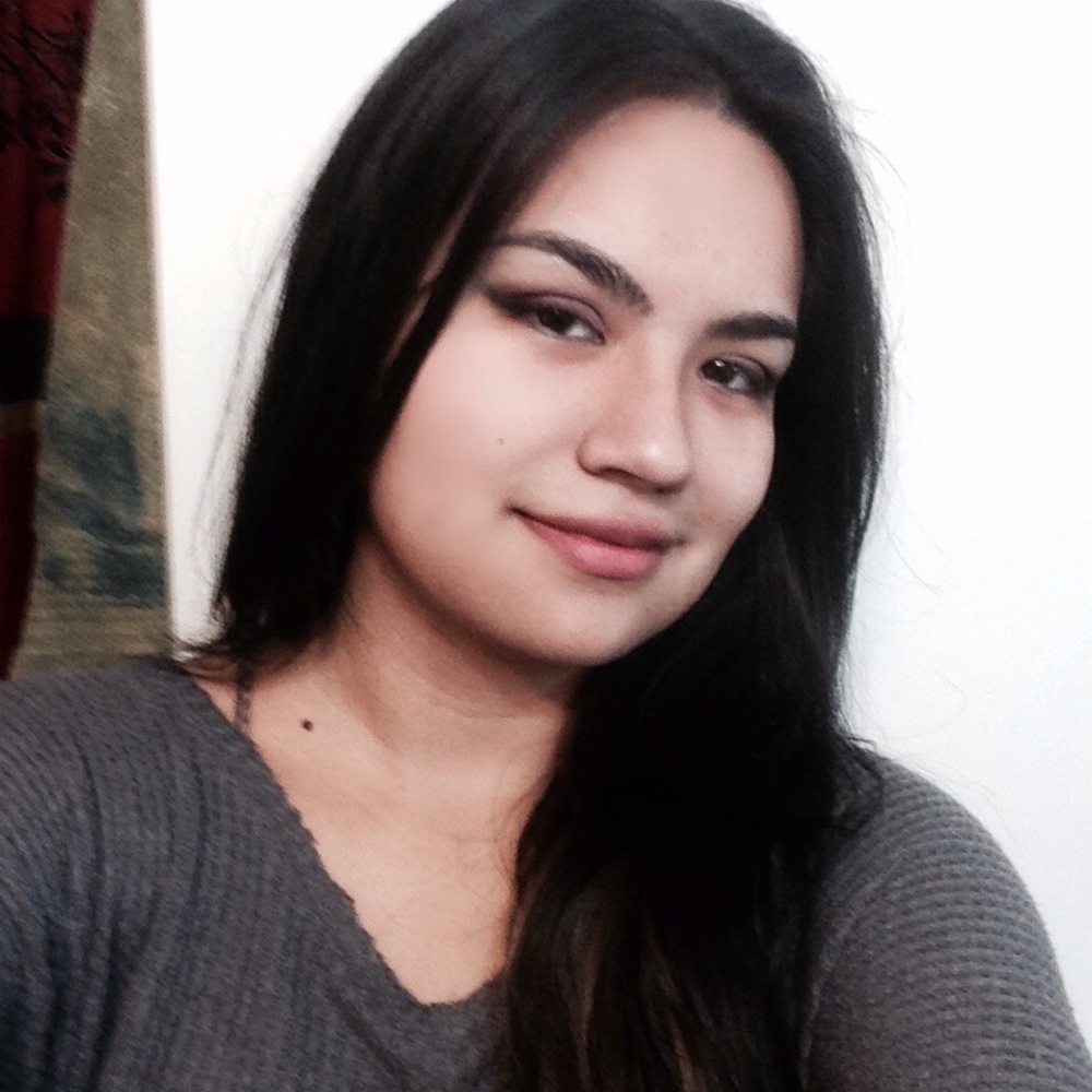 Meet your Posher, Alma